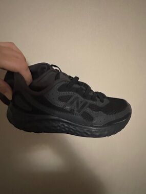 Wide boy shoesFresh foam Arishi  lux Sneaker new balance, bungee lace brand new